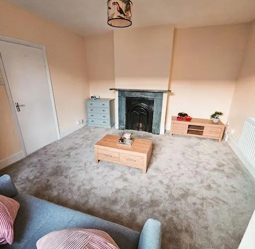 Spacious House In Ipswich